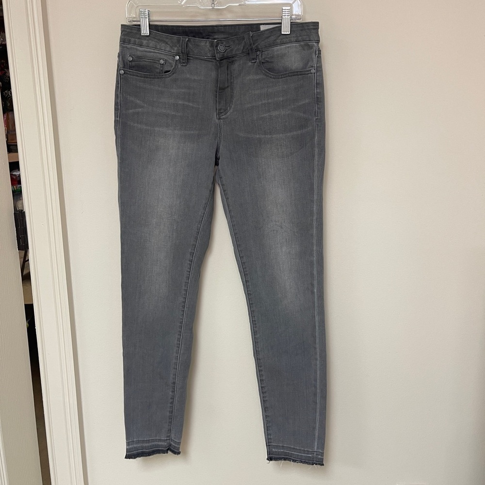 Two By Vince Camuto: Women's Gray Raw Hem Skinny Jean, Size 30